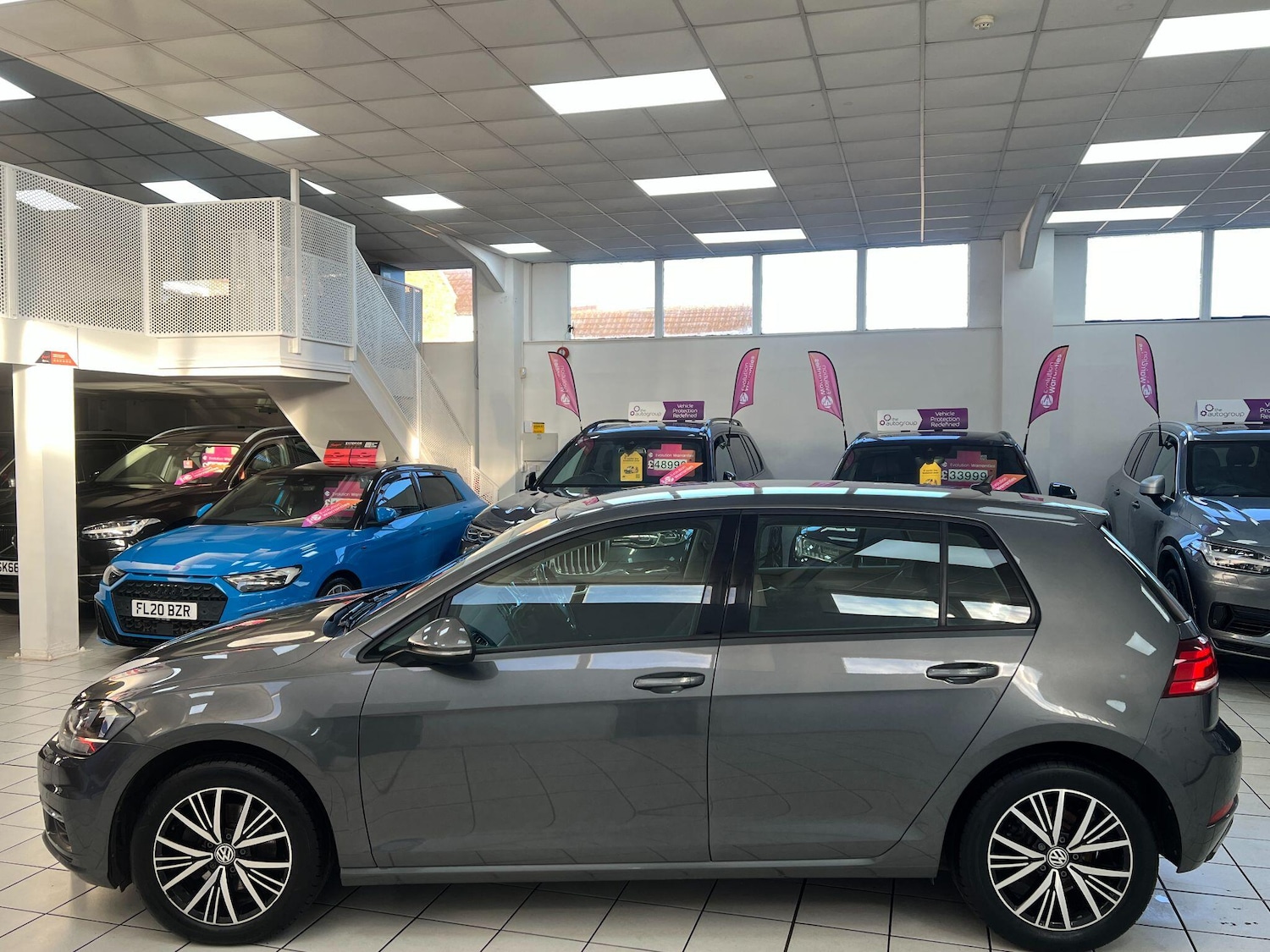 Used Volkswagen Golf 2017 for sale - 77091047: Photo 10