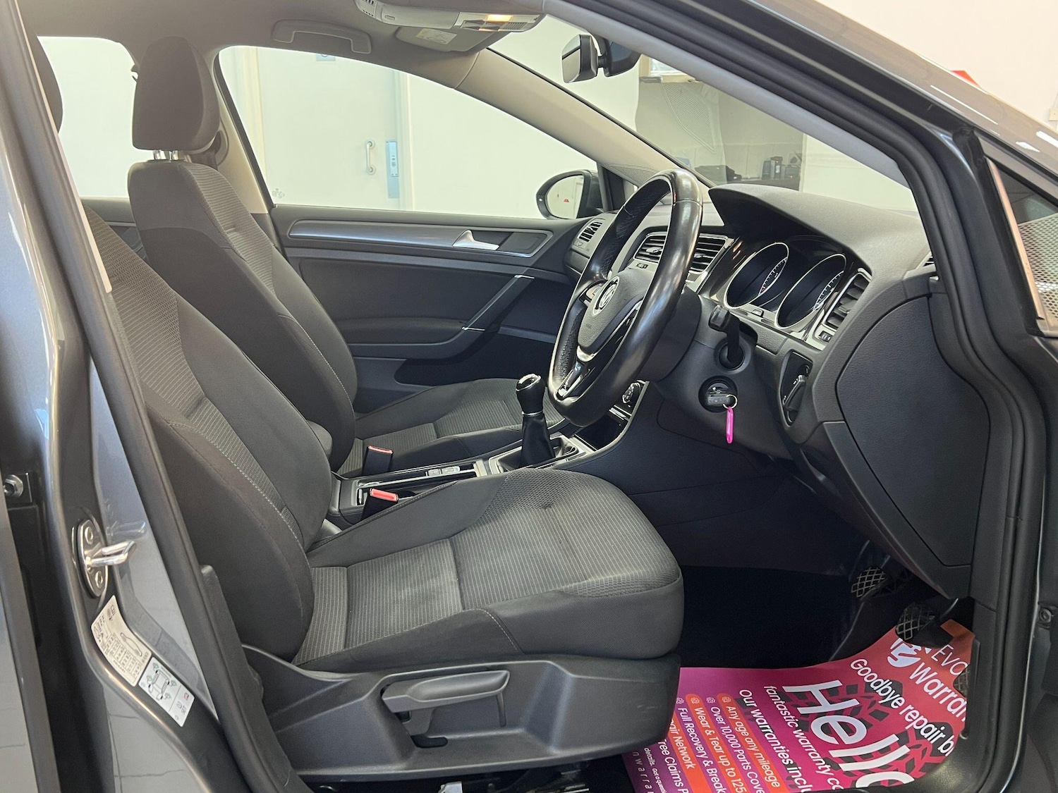 Used Volkswagen Golf 2017 for sale - 77091047: Photo 18