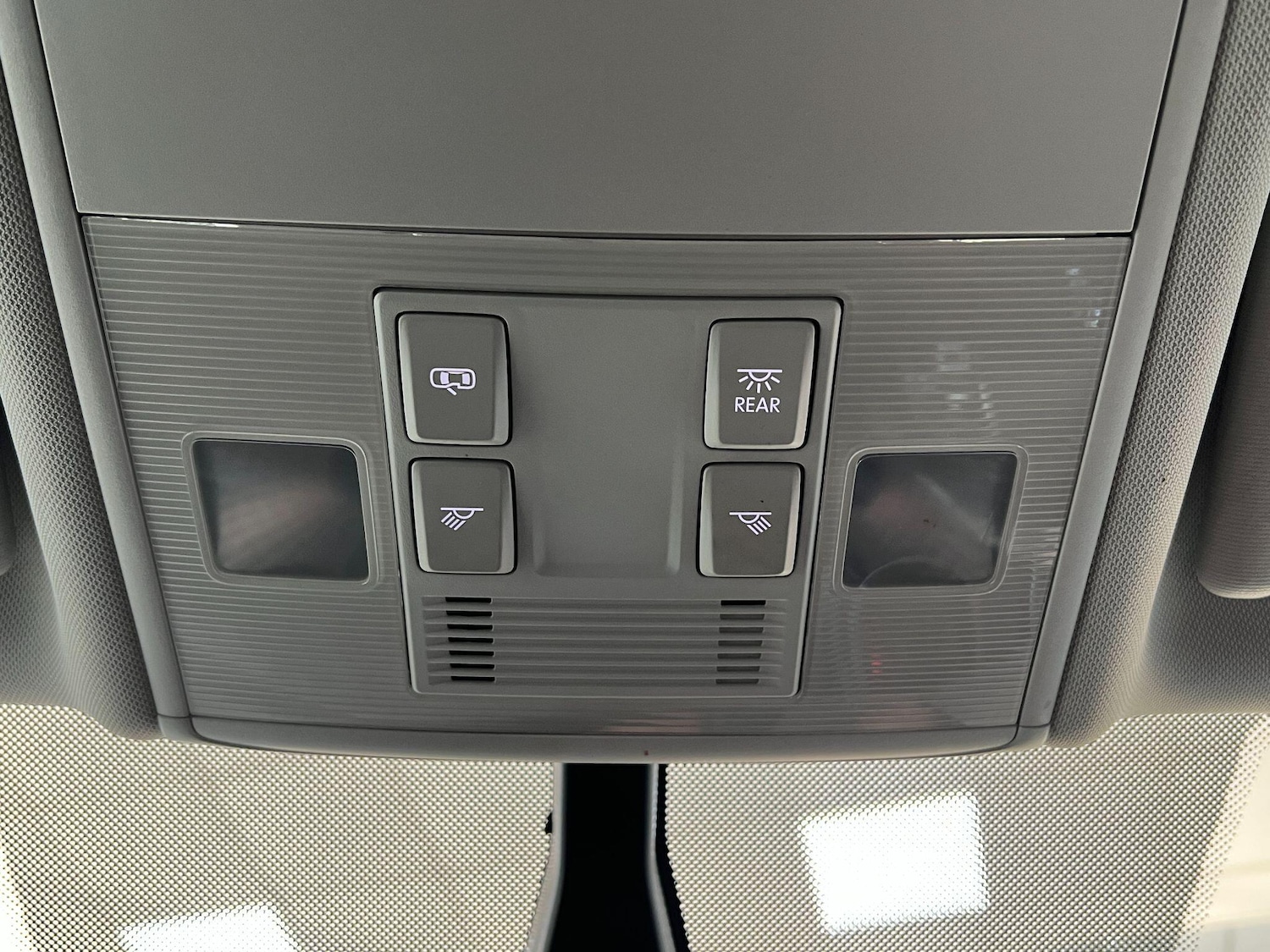 Used Volkswagen Golf 2017 for sale - 77091047: Photo 30