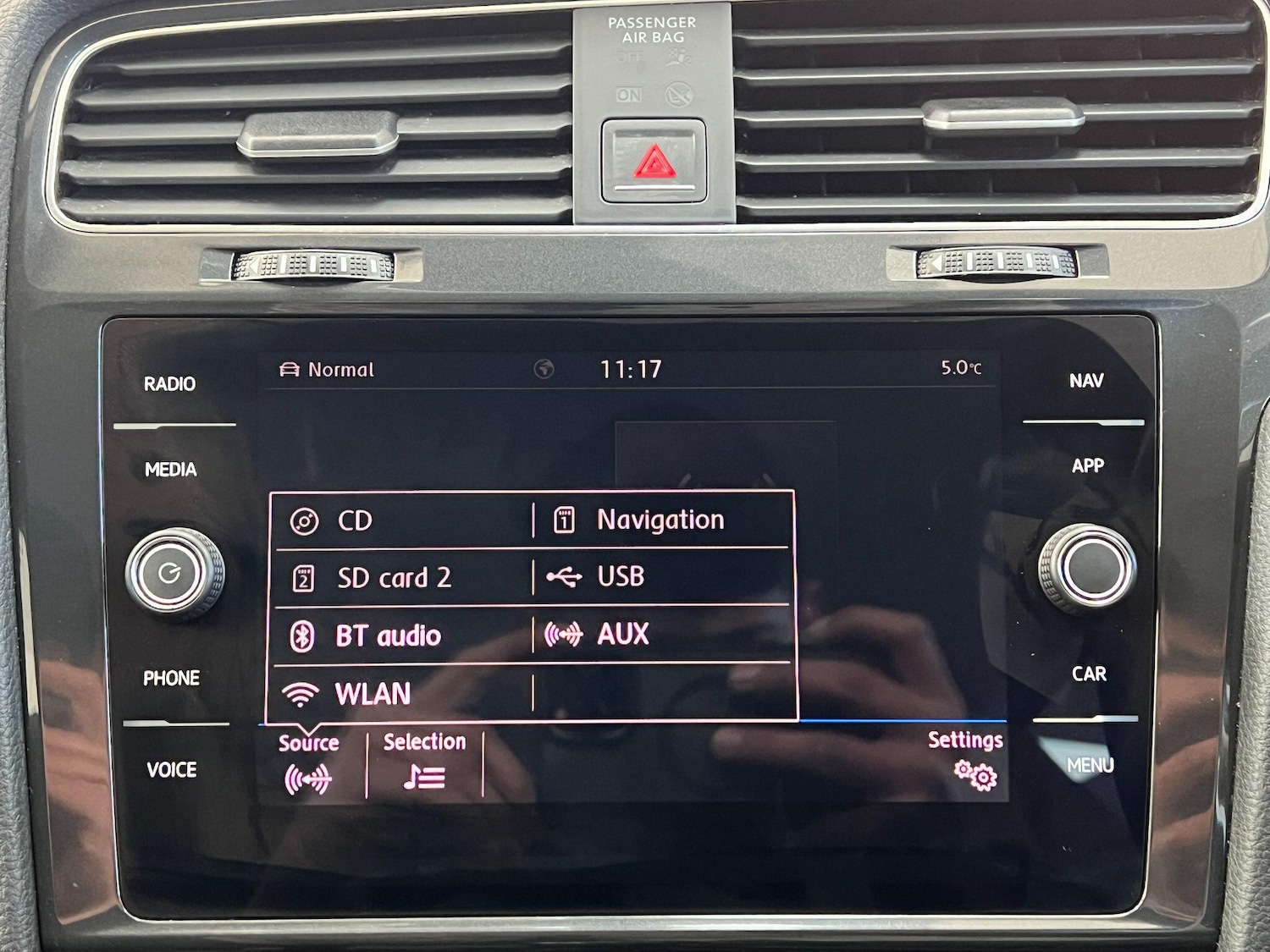 Used Volkswagen Golf 2017 for sale - 77091047: Photo 45