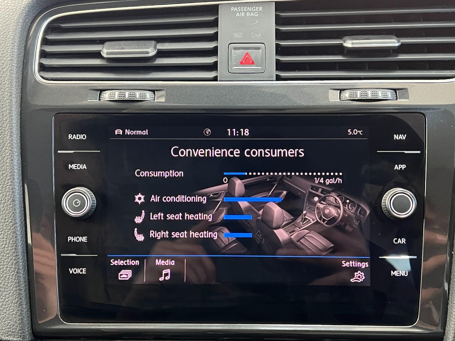 Used Volkswagen Golf 2017 for sale - 77091047: Photo 50