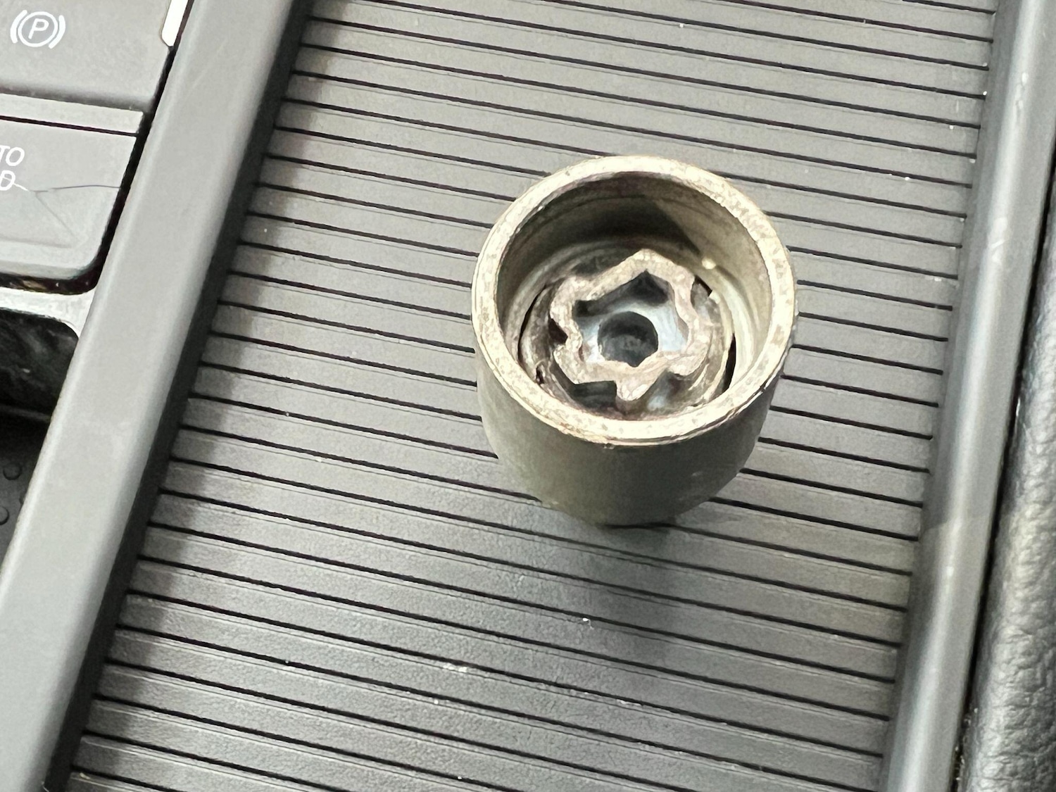 Used Volkswagen Golf 2017 for sale - 77091047: Photo 80