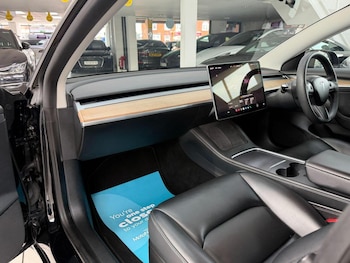 Used Tesla Model 3 2022 for sale - 79293222: Photo