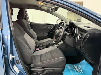 Used Toyota Auris 2015 for sale - 78246426: Photo