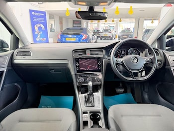 Used Volkswagen Golf 2017 for sale - 79159663: Photo