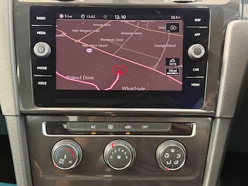Used Volkswagen Golf 2017 for sale - 79159663: Photo