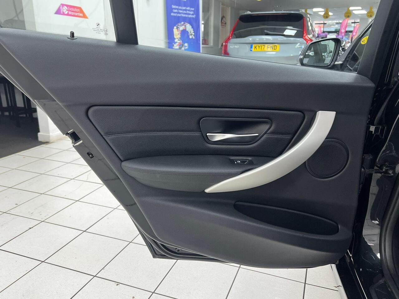 Used BMW 3 Series 2016 for sale - 77743884: Photo 33