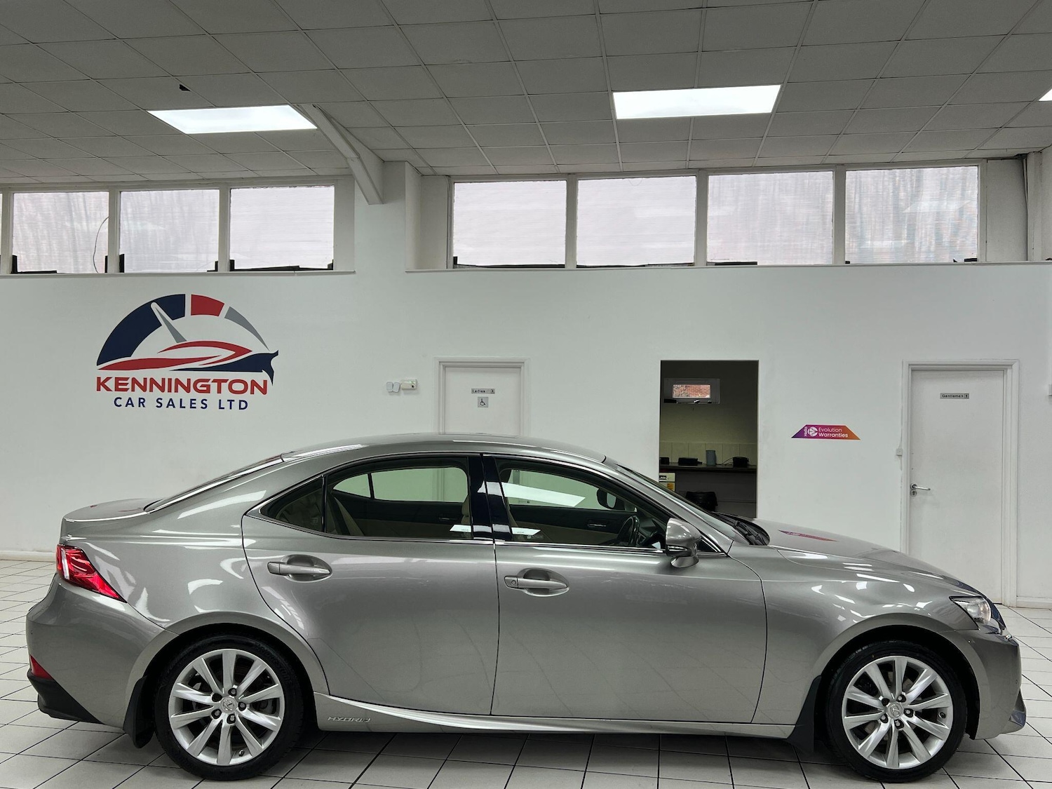 Used Lexus IS 2016 for sale - 77559981: Photo 15