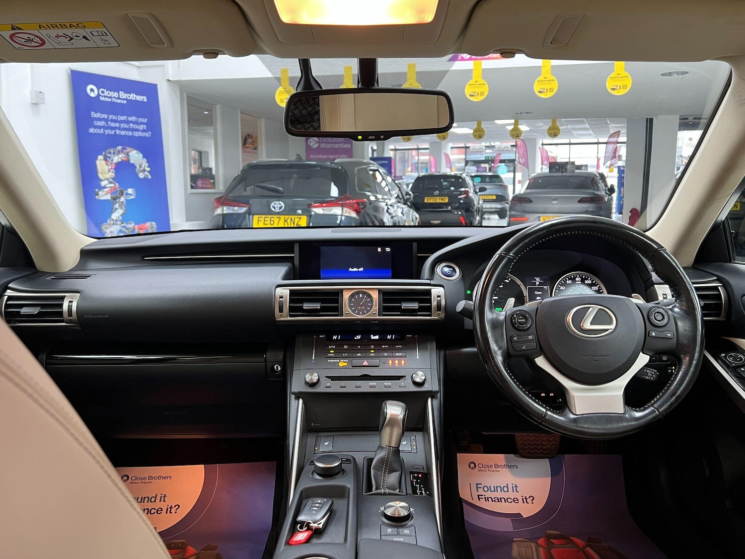 Used Lexus IS 2016 for sale - 77559981: Photo 2