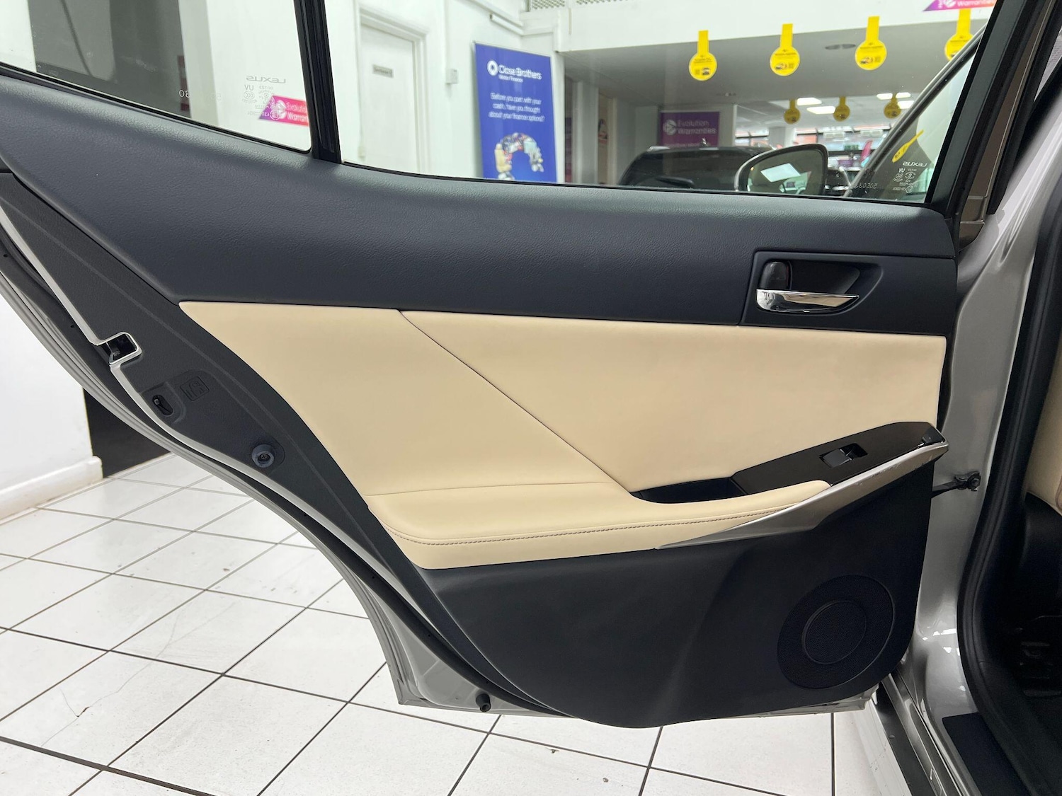 Used Lexus IS 2016 for sale - 77559981: Photo 42