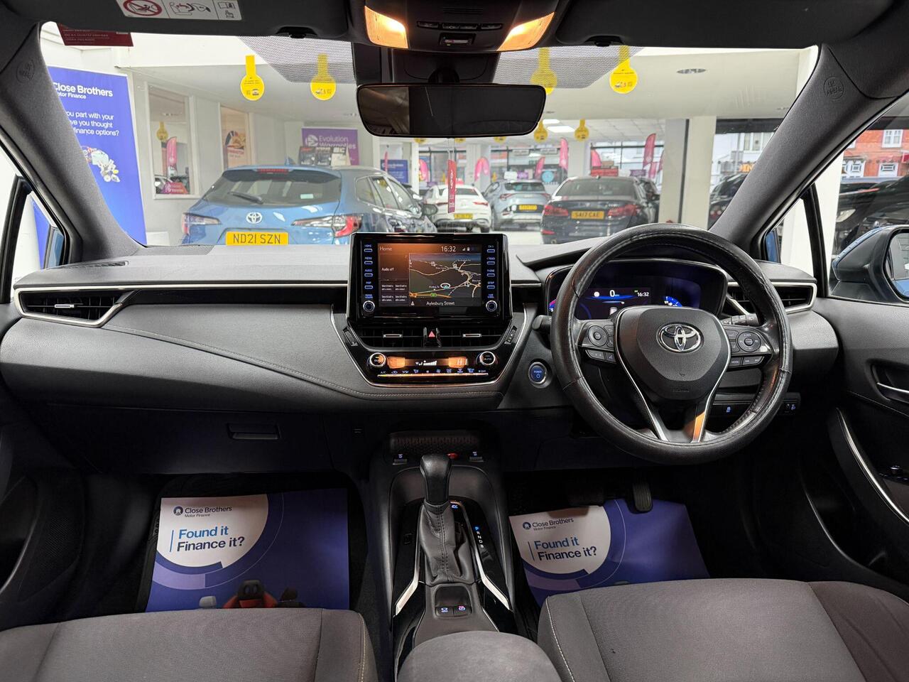 Used Toyota Corolla 2020 for sale - 77899303: Photo 2