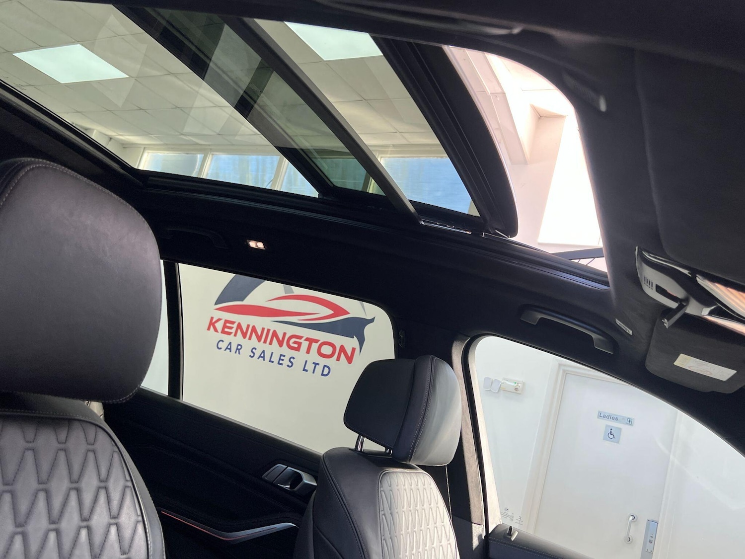 Used BMW X7 2021 for sale - 76898331: Photo 93