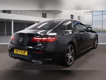Used Mercedes-Benz E Class 2017 for sale - 76899244: Photo