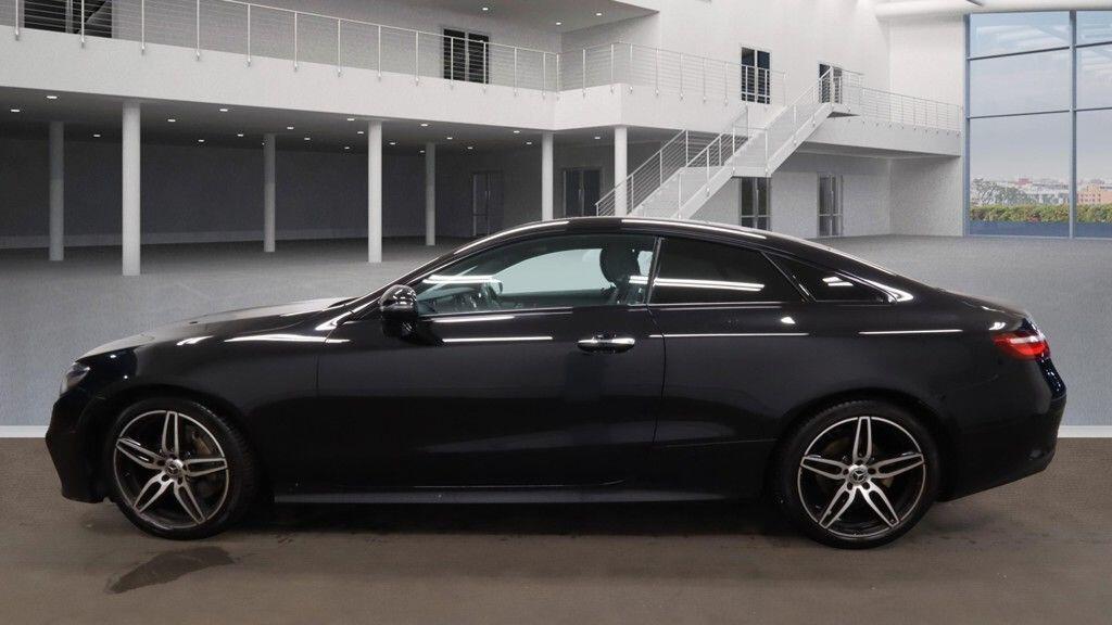 Used Mercedes-Benz E Class 2017 for sale - 76899244: Photo 6