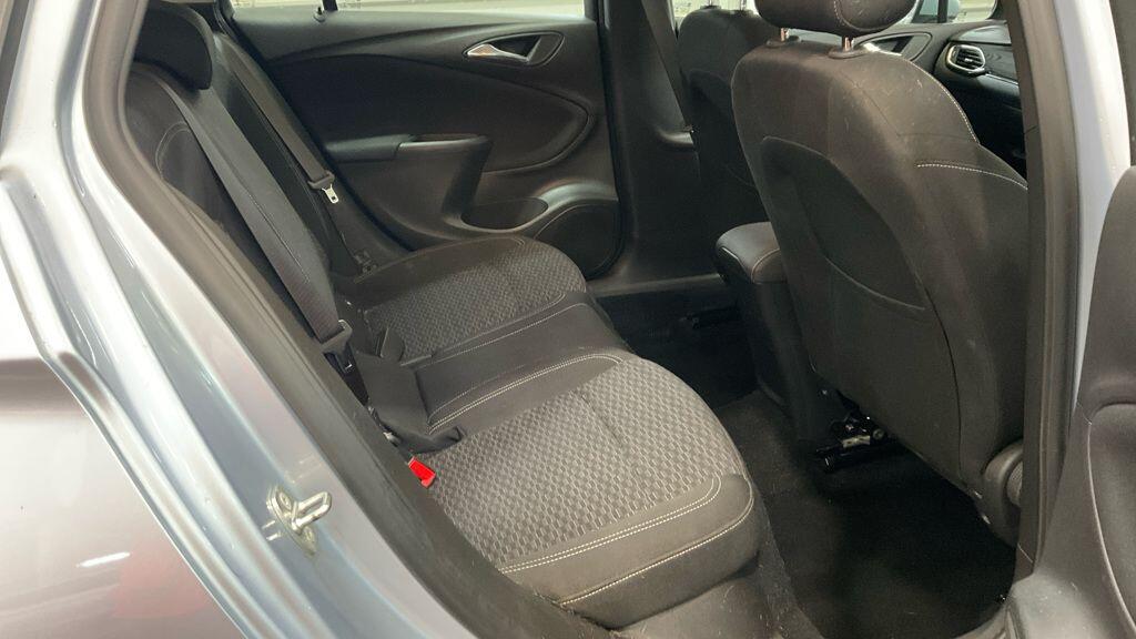Used Vauxhall Astra 2017 for sale - 76898392: Photo 12
