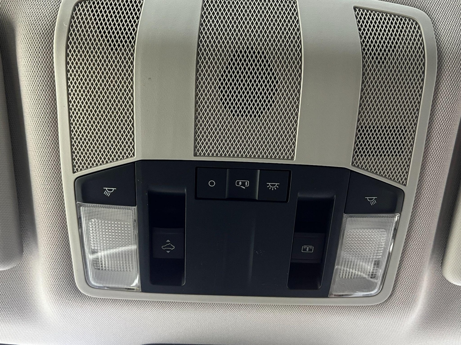 Used Mitsubishi Eclipse Cross 2018 for sale - 77166439: Photo 32