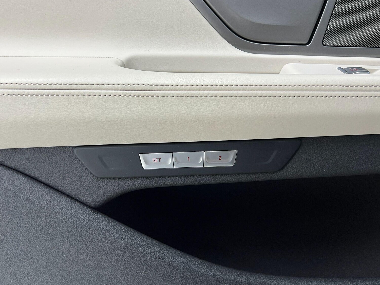 Used BMW 7 Series 2016 for sale - 76898405: Photo 24