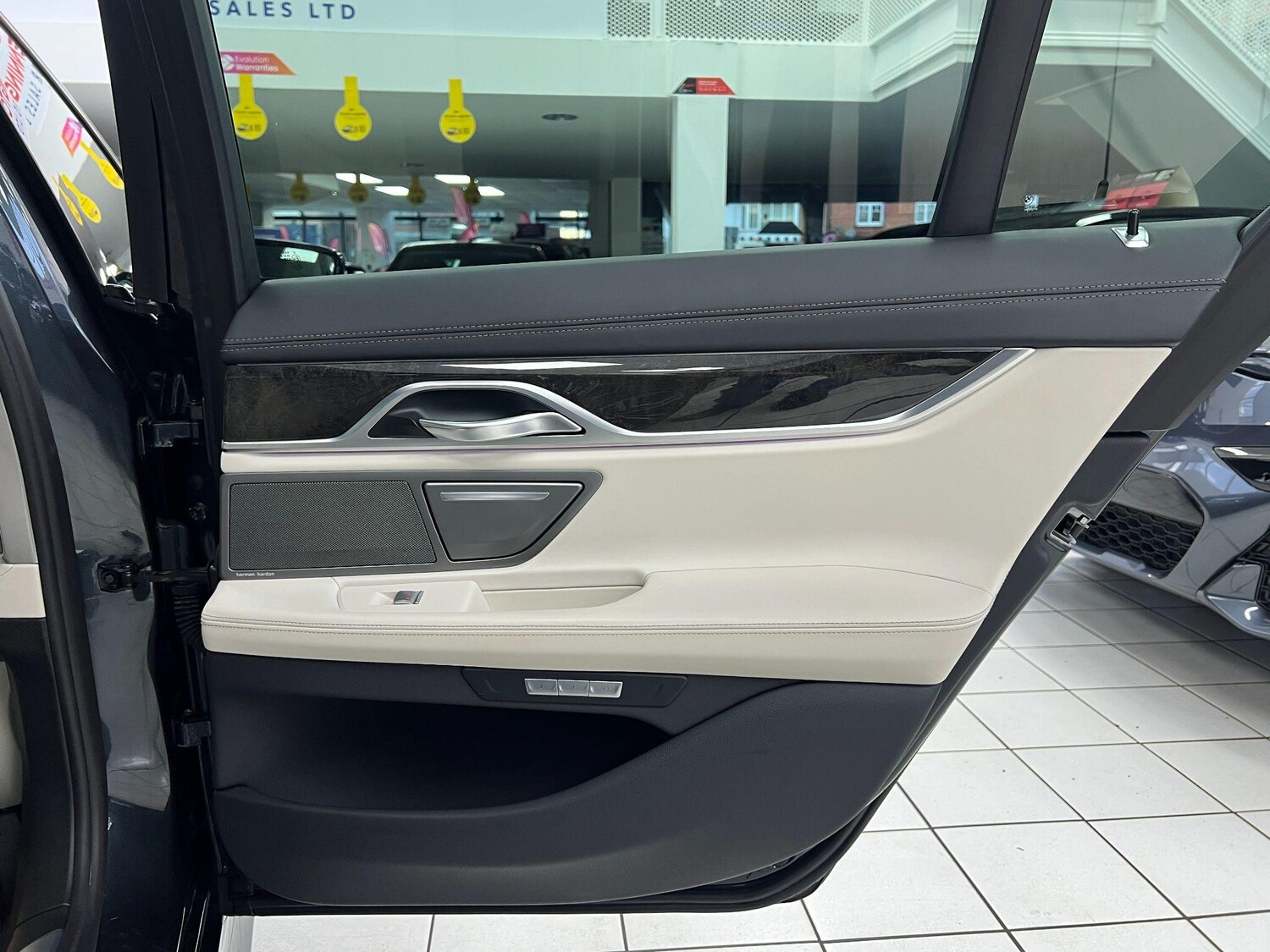 Used BMW 7 Series 2016 for sale - 76898405: Photo 37