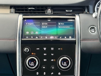 Used Land Rover Discovery Sport 2020 for sale - 79293219: Photo