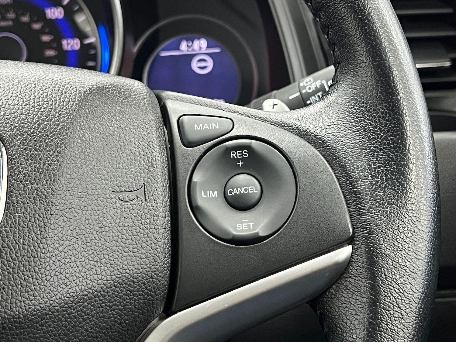 Used Honda Jazz 2019 for sale - 76899399: Photo 25