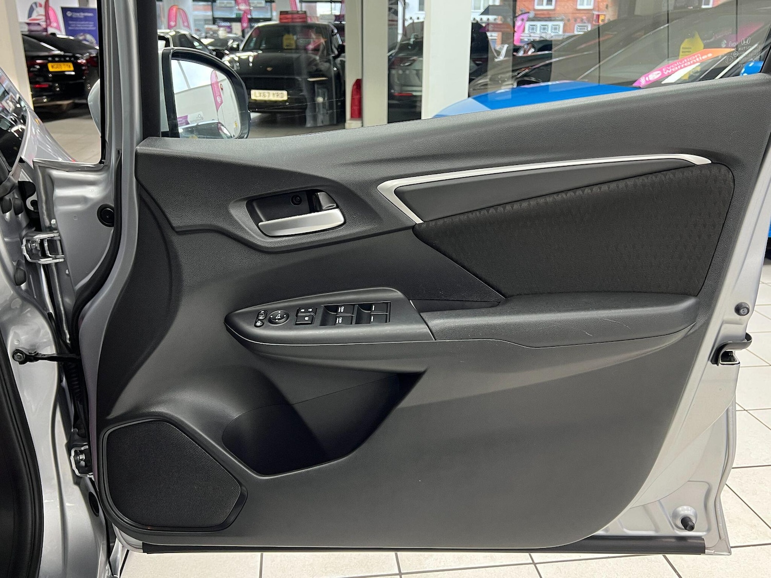 Used Honda Jazz 2019 for sale - 76899399: Photo 34