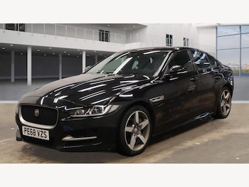 Used Jaguar XE 2018 for sale - 78246459: Photo