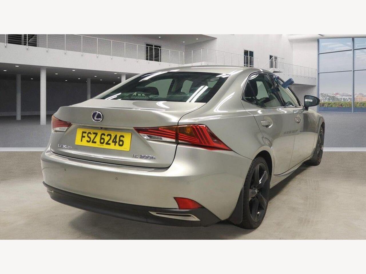Used Lexus IS 2020 for sale - 77786283: Photo 10