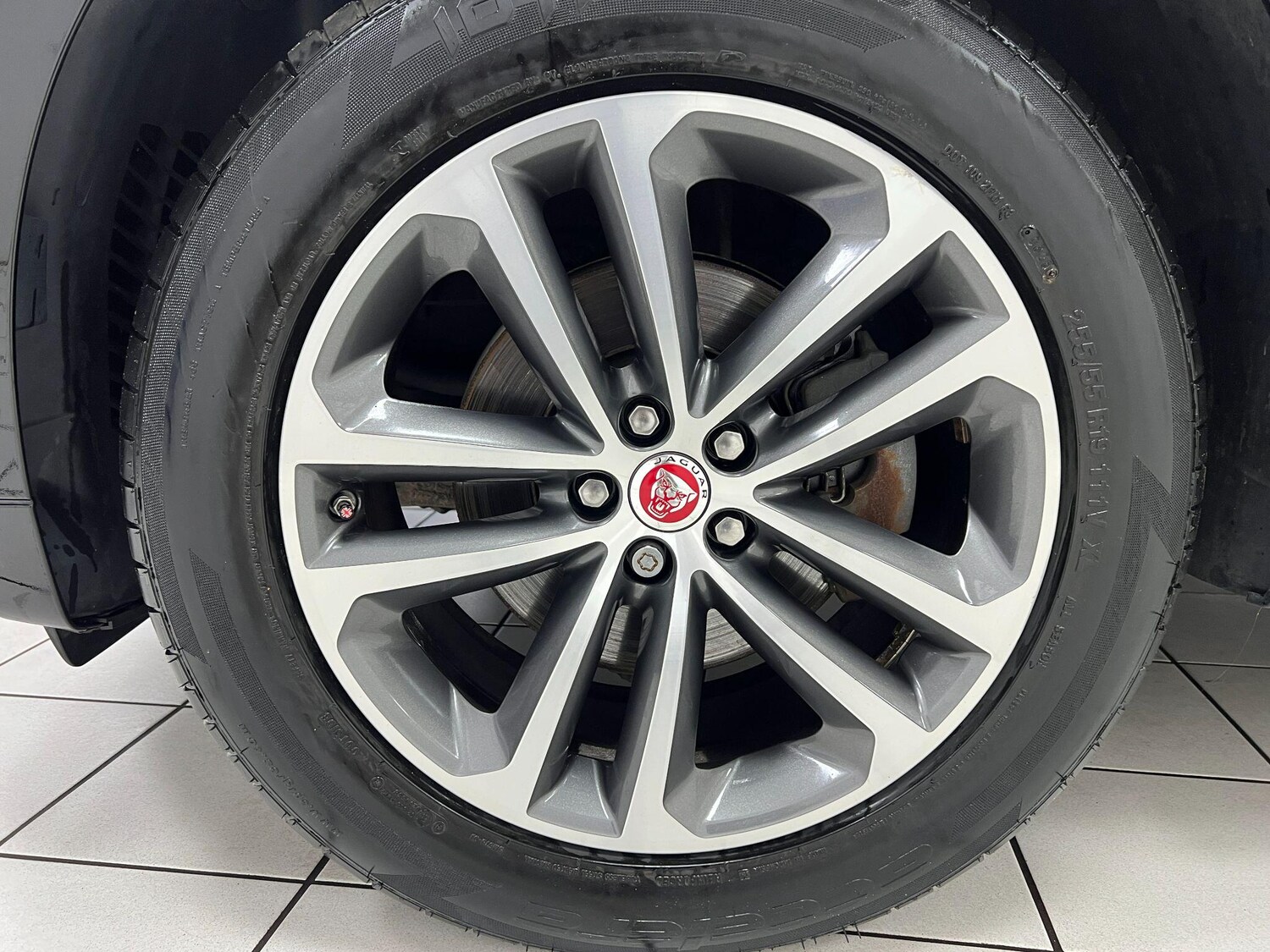 Used Jaguar F-Pace 2018 for sale - 76899361: Photo 38