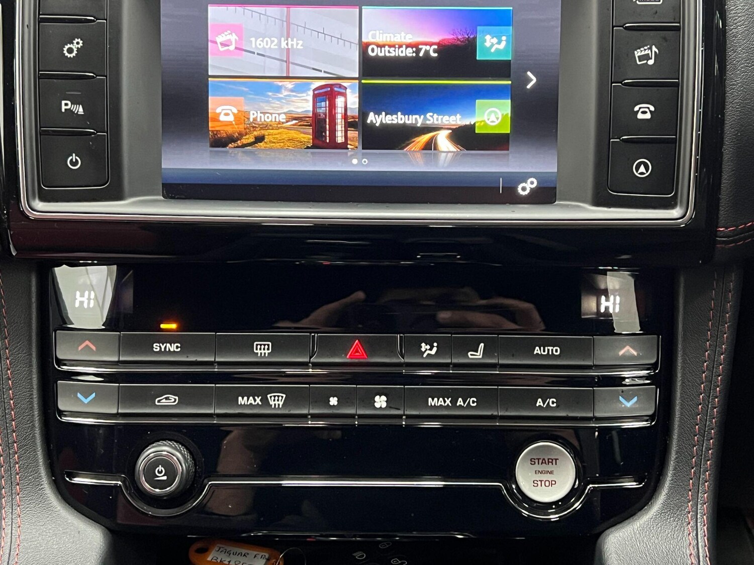 Used Jaguar F-Pace 2018 for sale - 76899361: Photo 44