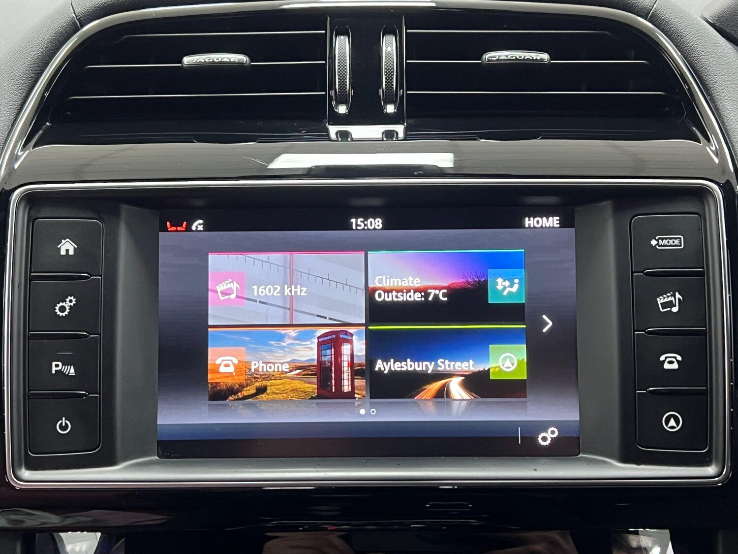 Used Jaguar F-Pace 2018 for sale - 76899361: Photo 48