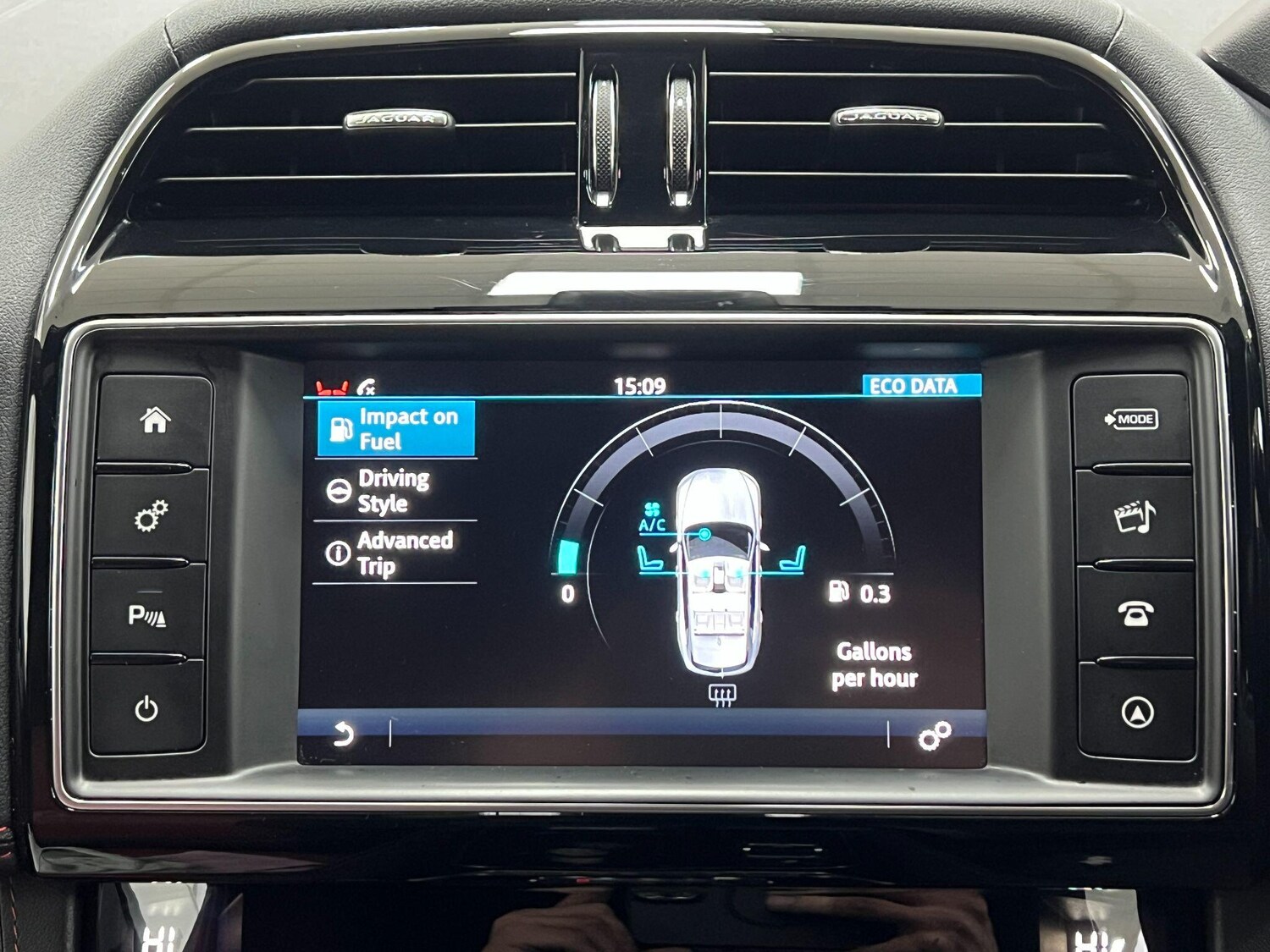 Used Jaguar F-Pace 2018 for sale - 76899361: Photo 53