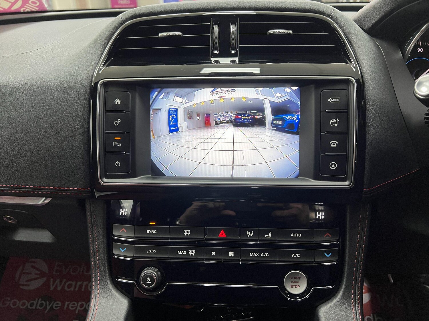 Used Jaguar F-Pace 2018 for sale - 76899361: Photo 65