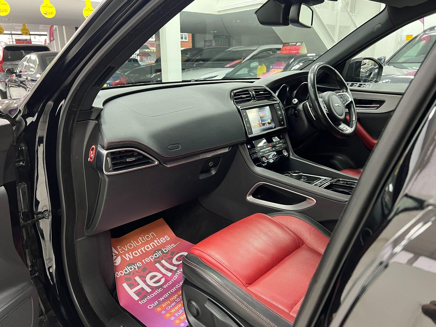 Used Jaguar F-Pace 2018 for sale - 76899361: Photo 85