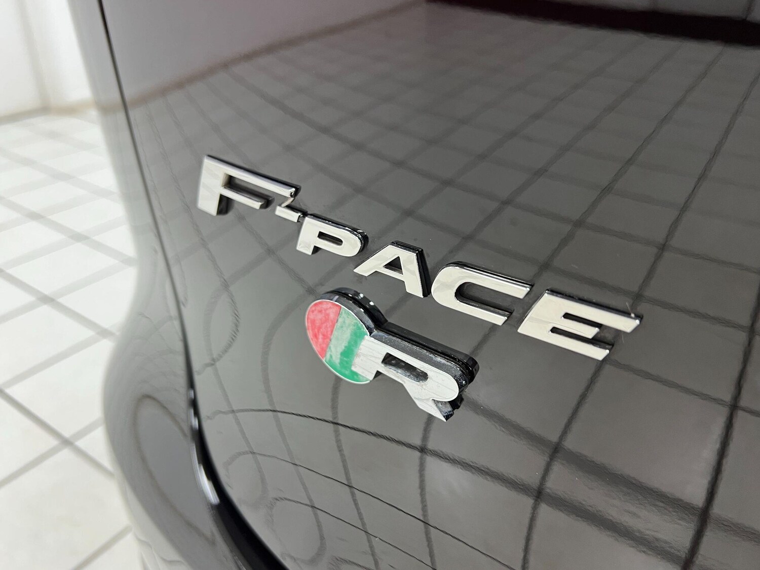 Used Jaguar F-Pace 2018 for sale - 76899361: Photo 86