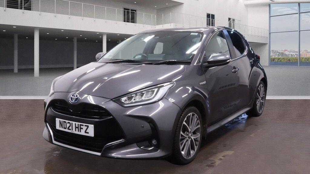 Used Toyota Yaris 2021 for sale - 77573994: Photo 2