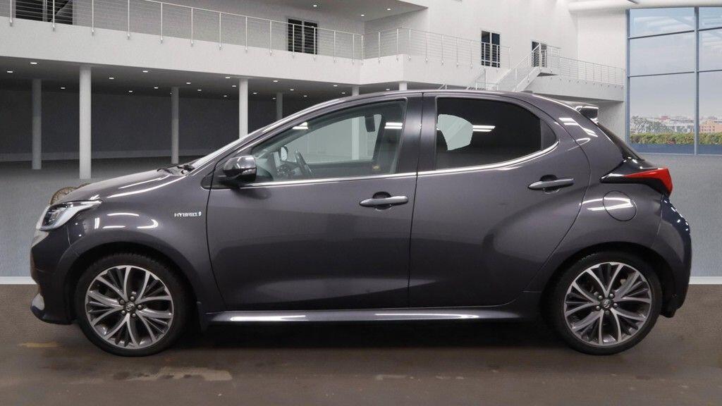 Used Toyota Yaris 2021 for sale - 77573994: Photo 4