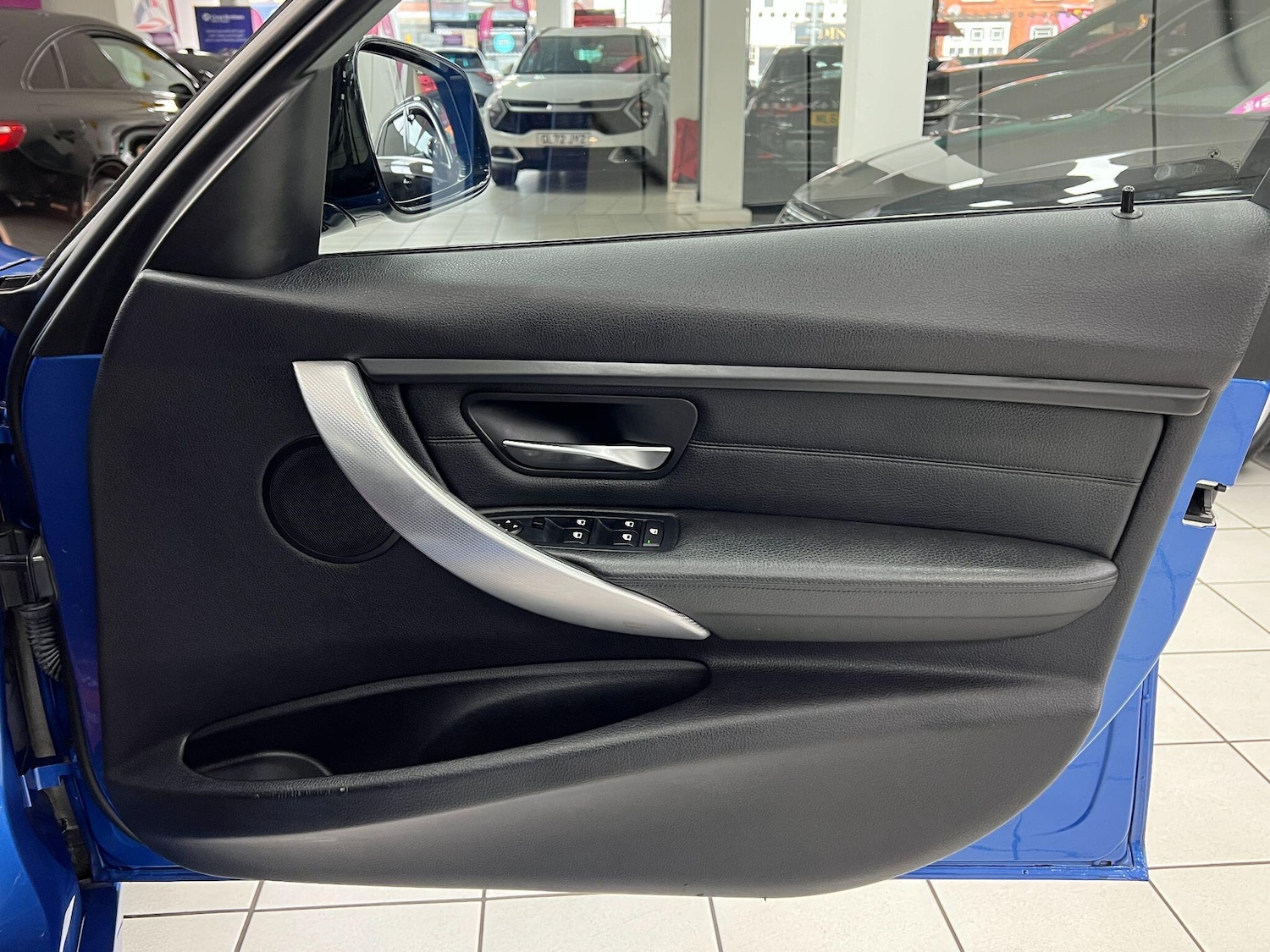 Used BMW 3 Series 2013 for sale - 77163307: Photo 37