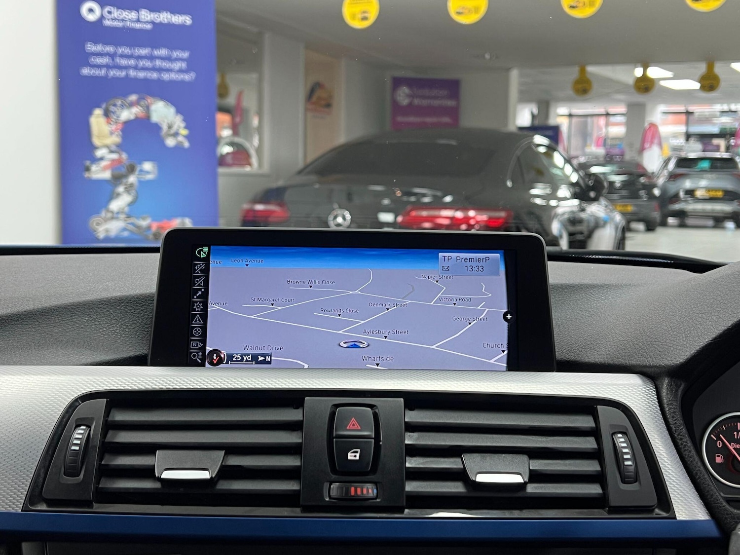 Used BMW 3 Series 2013 for sale - 77163307: Photo 43