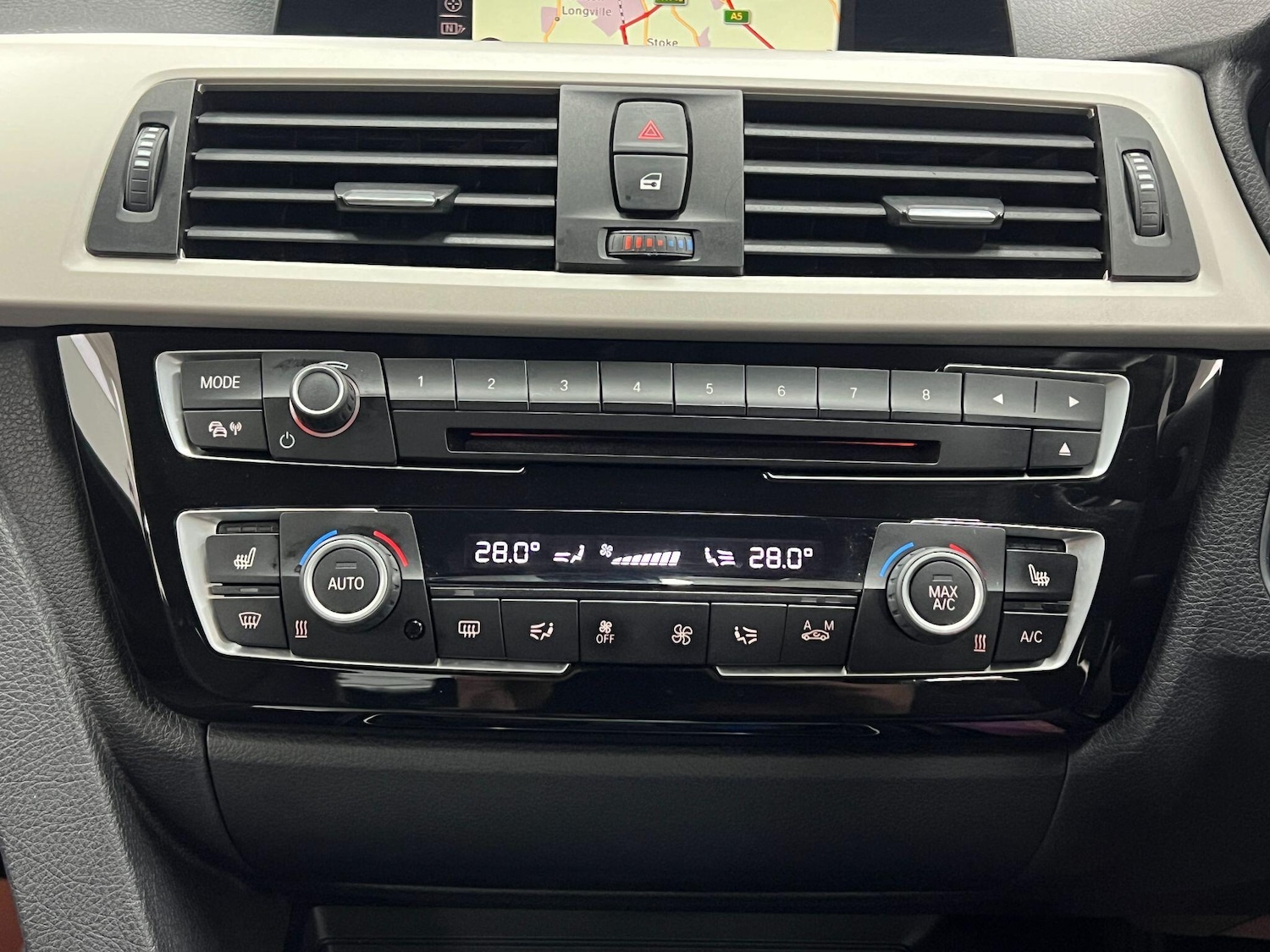 Used BMW 3 Series 2016 for sale - 77559490: Photo 42