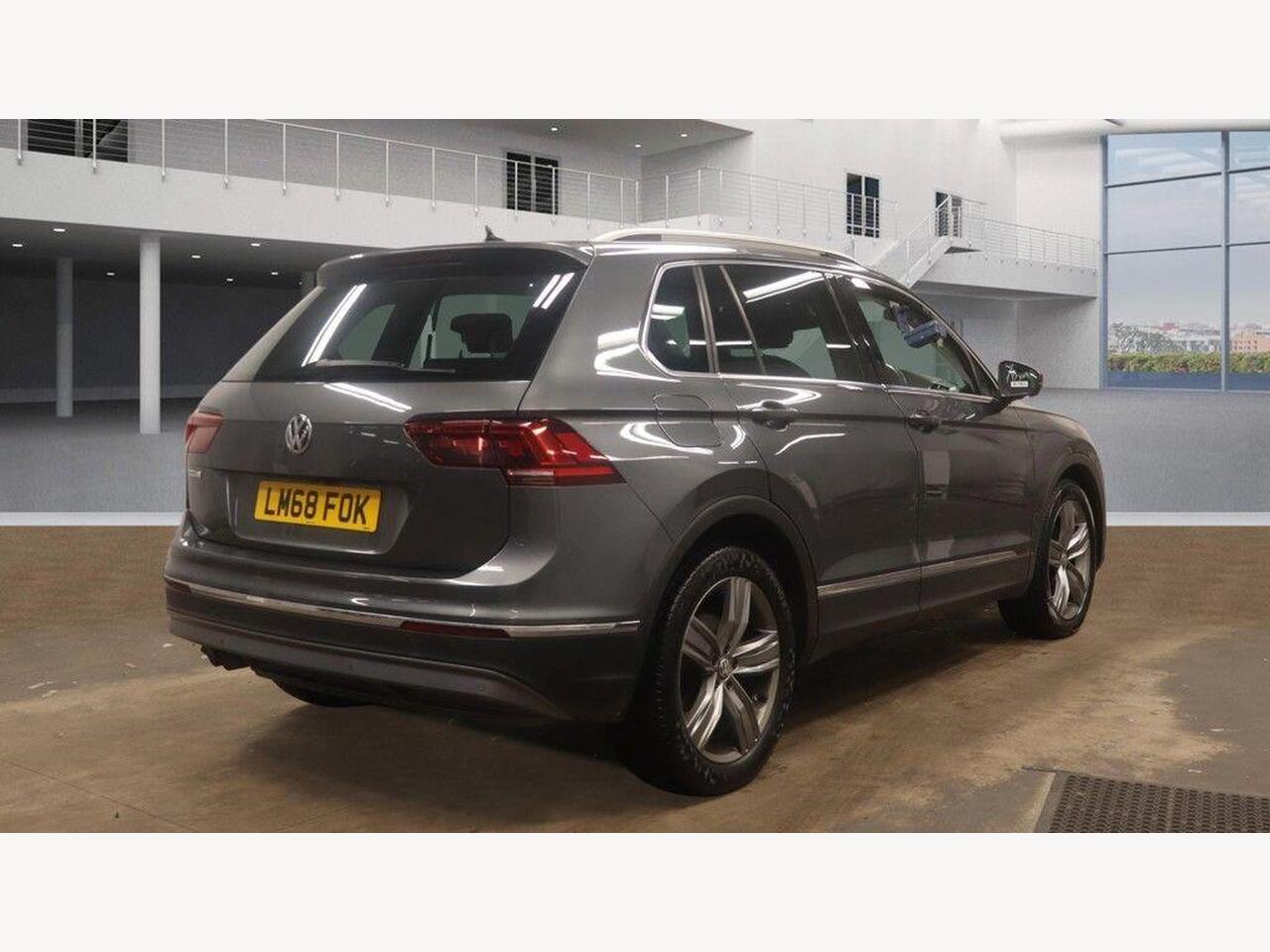 Used Volkswagen Tiguan 2018 for sale - 77743912: Photo 8