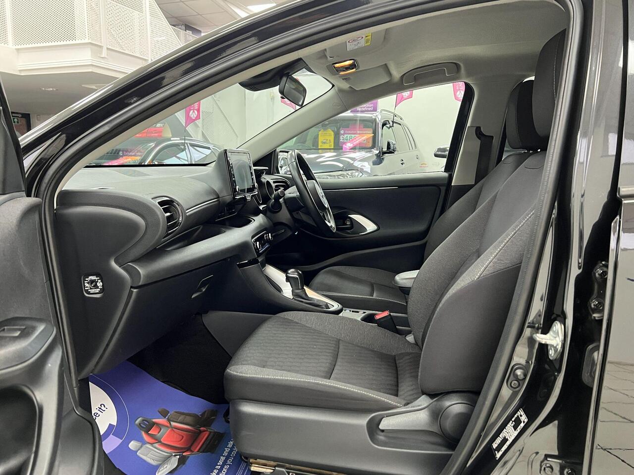 Used Toyota Yaris 2023 for sale - 77743868: Photo 85