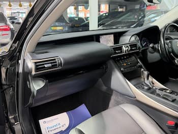 Used Lexus IS 2018 for sale - 79875721: Photo