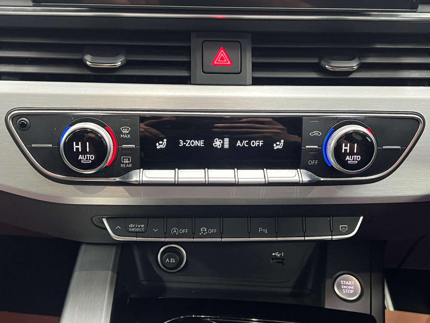 Used Audi A4 2020 for sale - 77057589: Photo 28