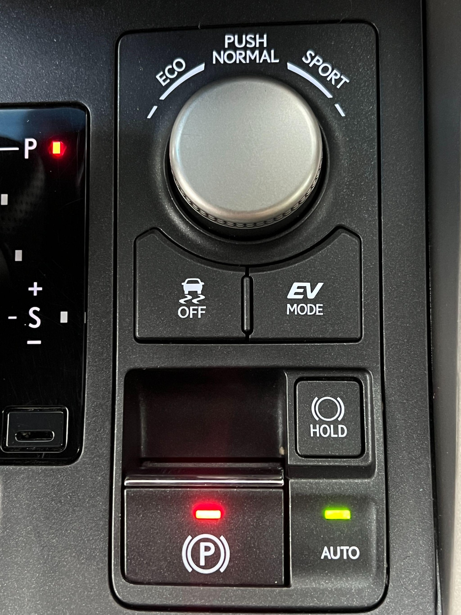 Used Lexus NX 2016 for sale - 77559526: Photo 33