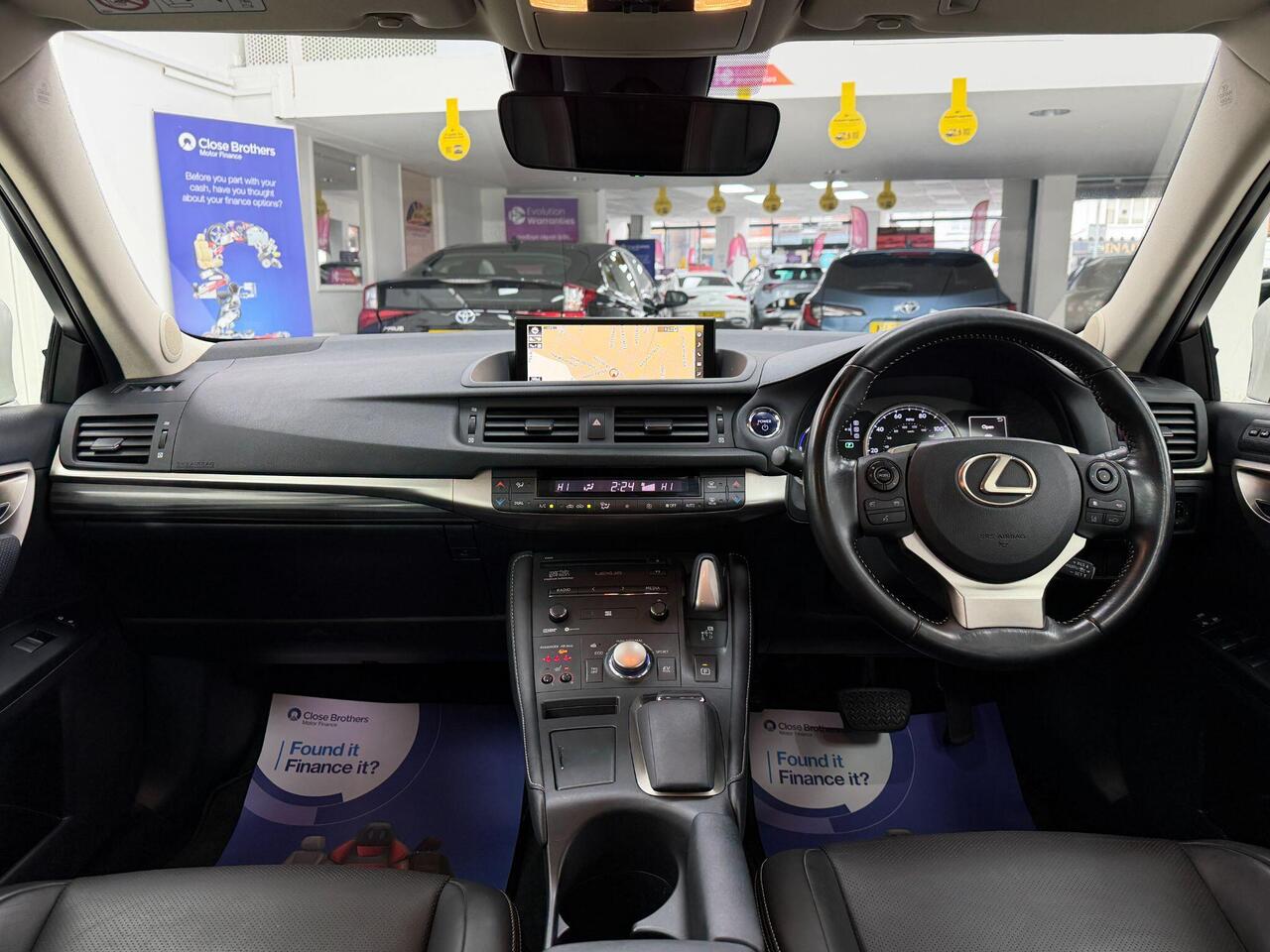 Used Lexus CT 2017 for sale - 77743882: Photo 2