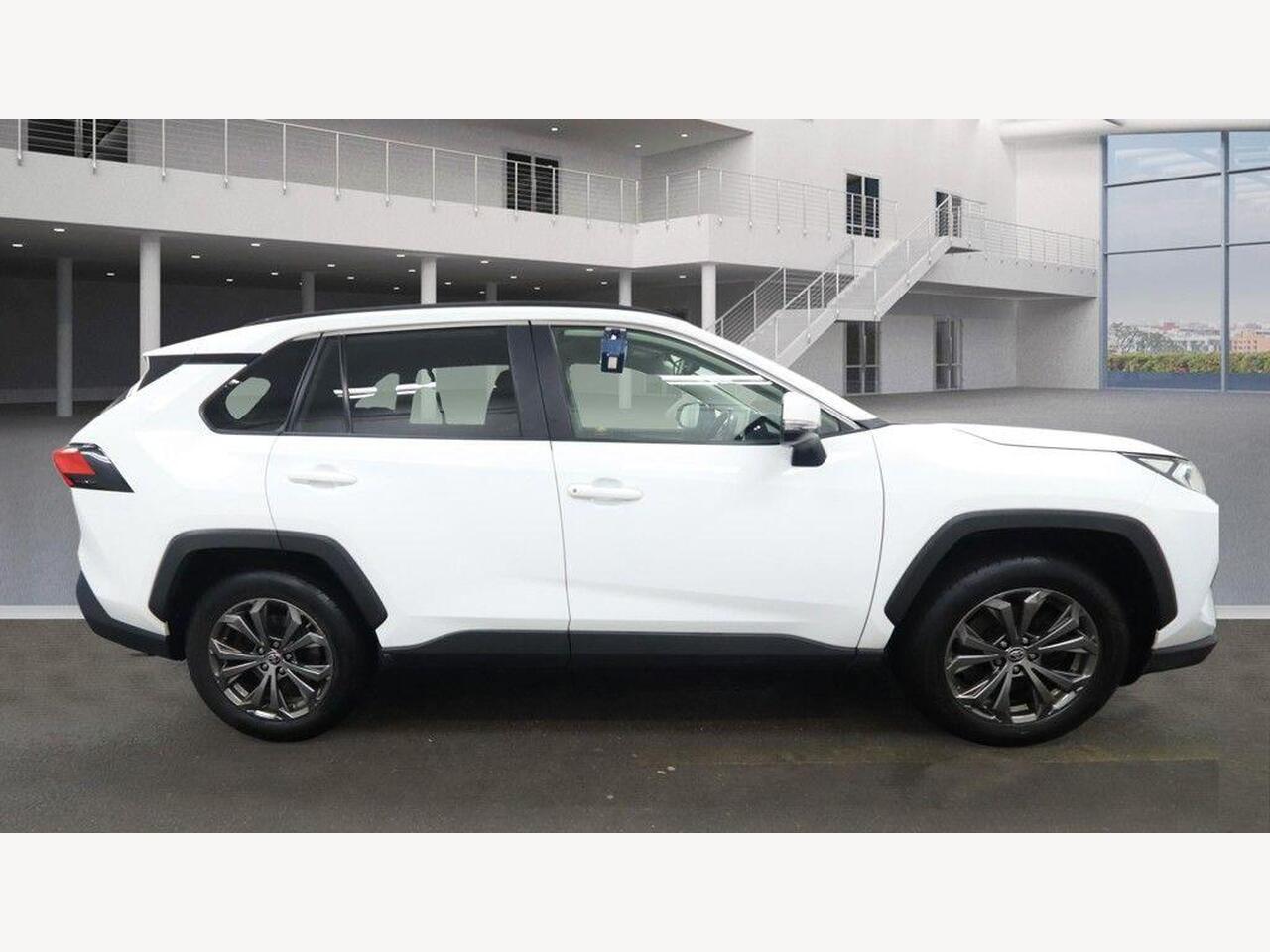 Used Toyota RAV4 2022 for sale - 77826229: Photo 9