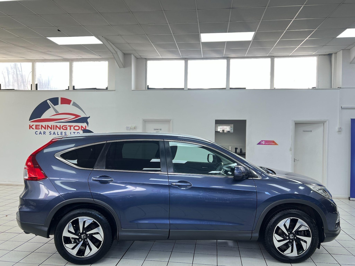 Used Honda CR-V 2017 for sale - 76899678: Photo 15