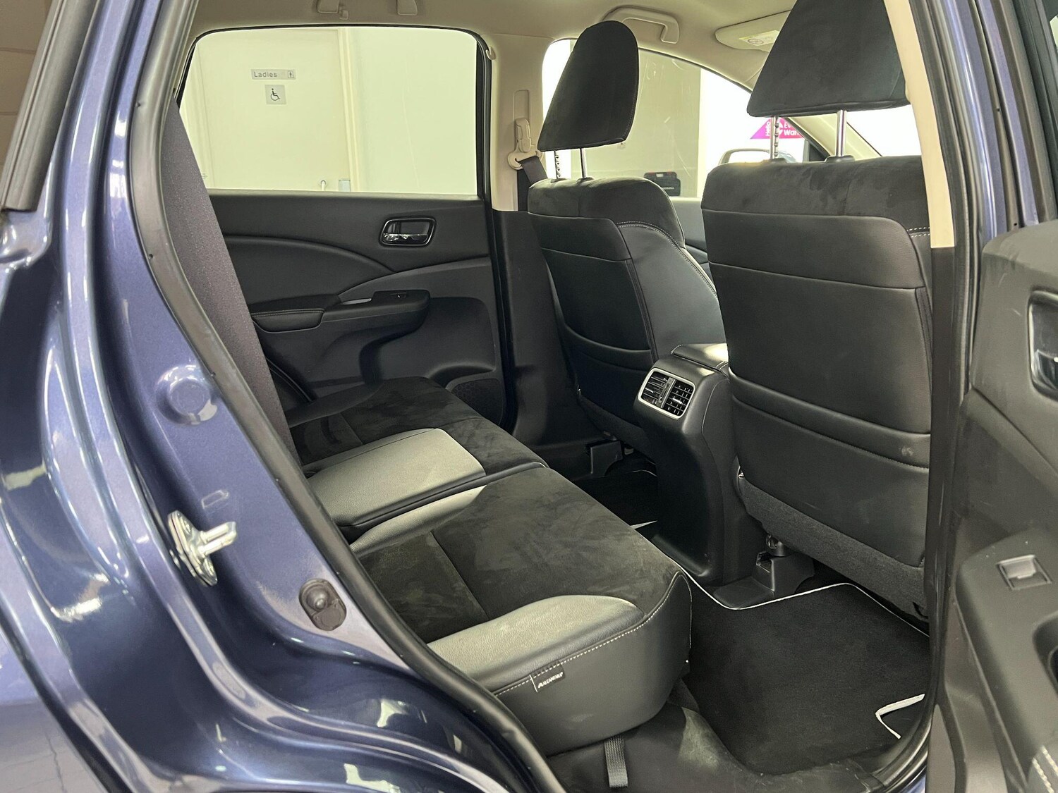 Used Honda CR-V 2017 for sale - 76899678: Photo 20