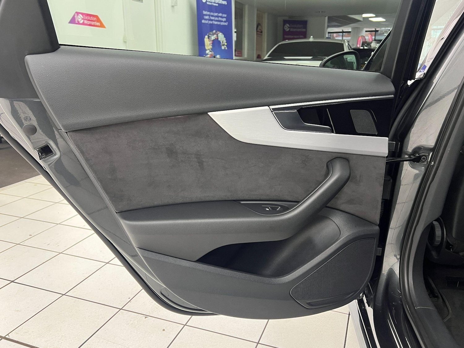 Used Audi A4 2020 for sale - 76898214: Photo 33