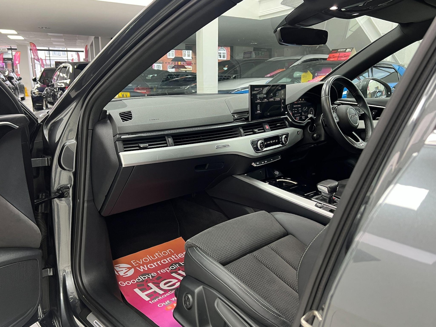 Used Audi A4 2020 for sale - 76898214: Photo 84